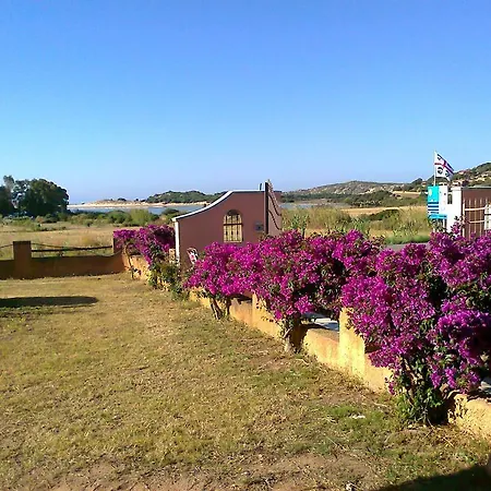 Ξενοδοχείο Su Giudeu 2*