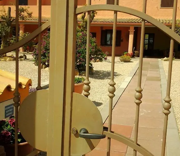 Hotel Su Giudeu Chia