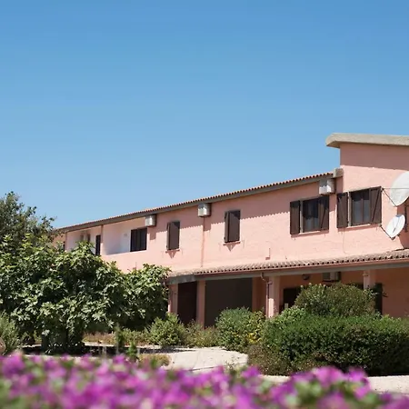 Su Giudeu Hotel 2*